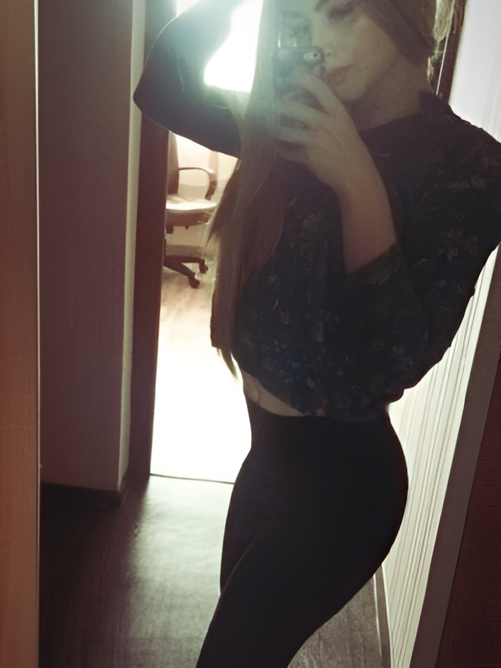 Роксана привлекательная девушка из Ачинска цена от 10000 руб