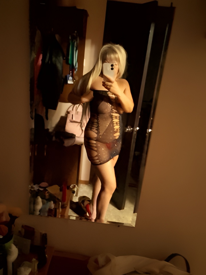 Юнона привлекательная девушка из Ачинска цена от 4000 руб