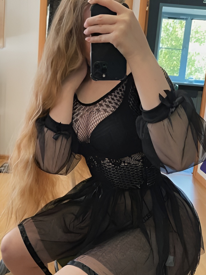 Забава привлекательная девушка из Ачинска цена от 2000 руб