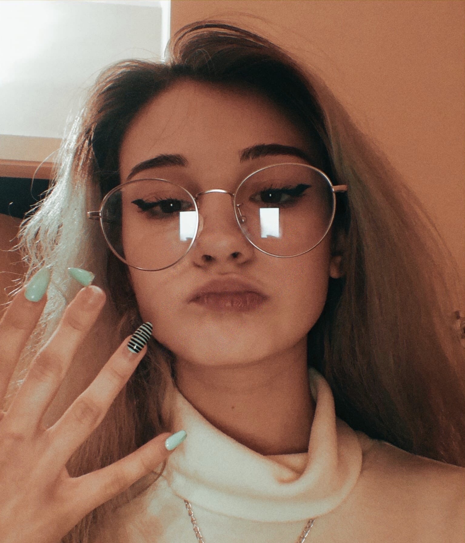 Лида привлекательная девушка из Ачинска цена от 3500 руб