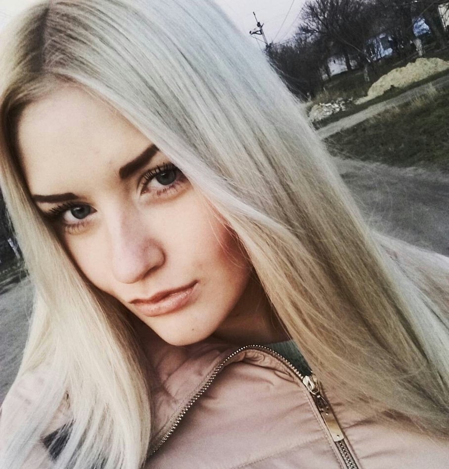 Карина привлекательная девушка из Ачинска цена от 3500 руб