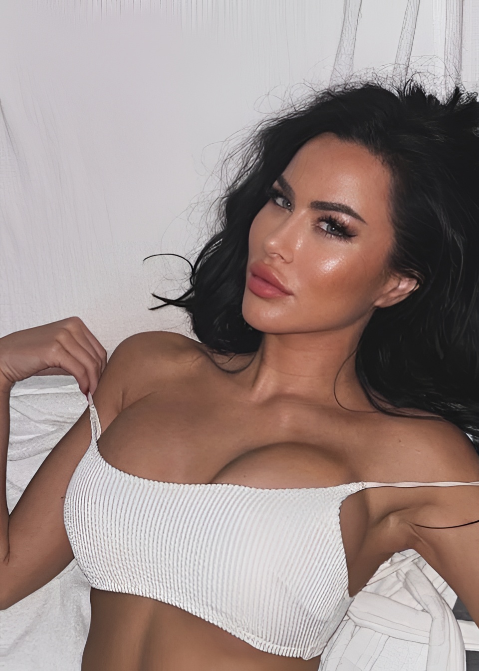 АВРОРА ТОП привлекательная девушка из Ачинска цена от 18000 руб