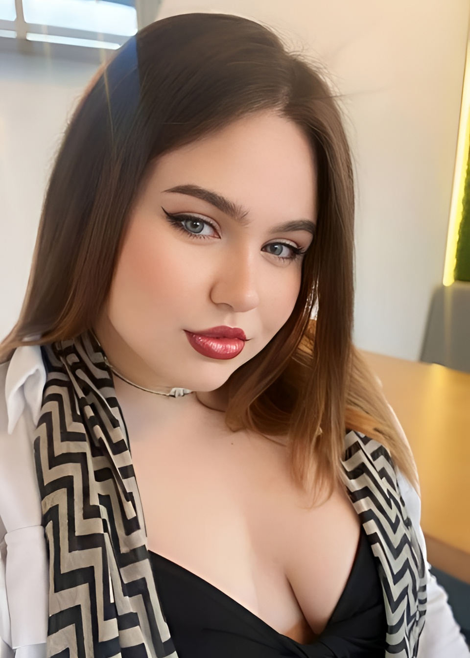 Ульяна привлекательная девушка из Ачинска цена от 6000 руб